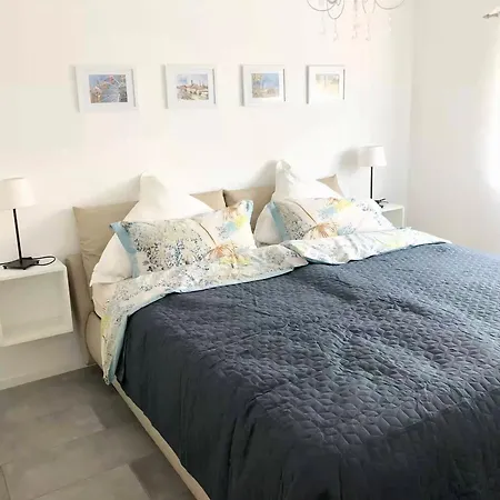 Apartment Mit Blick Ins Gruene